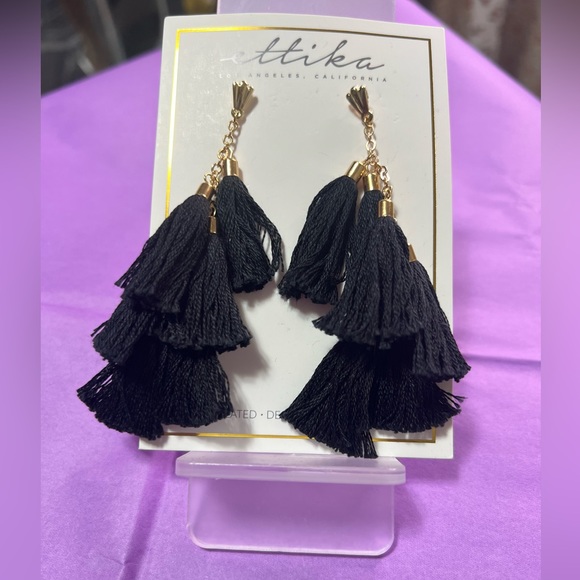 COPY - Ettika tassel earring - Picture 2 of 5